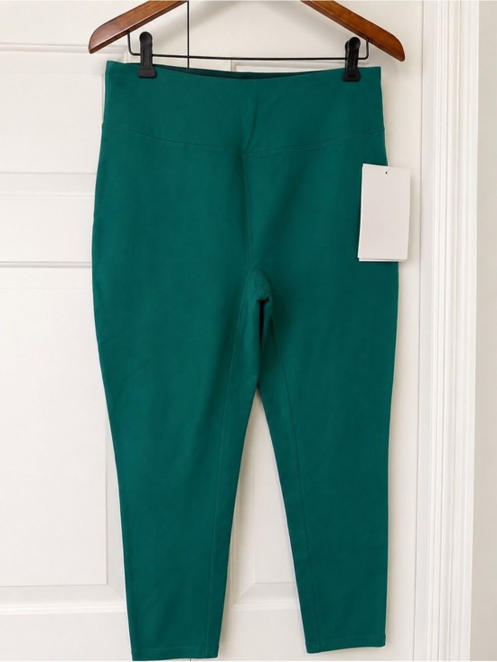 Women with Control Green Smooth & Sleek Leggings 14% Spandex NWOT MT #2050